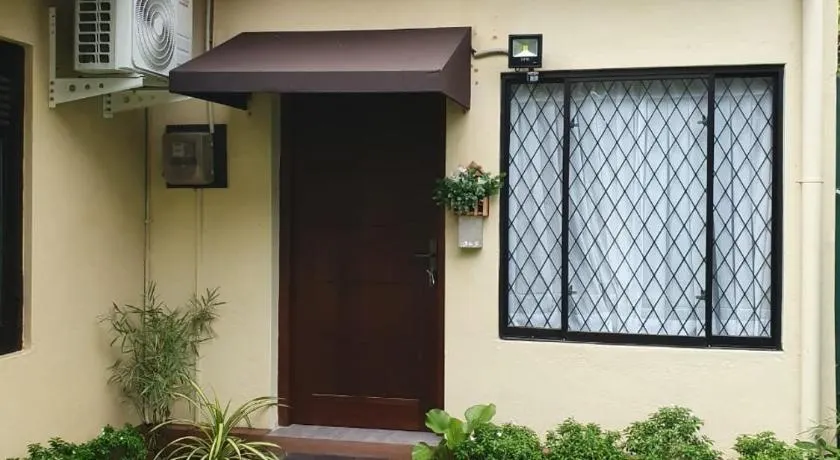 Nugegoda Convenient Cozy & Quiet family apartment - Image 1