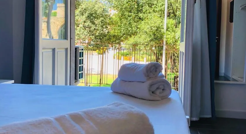 Banus Rooms - Image 1