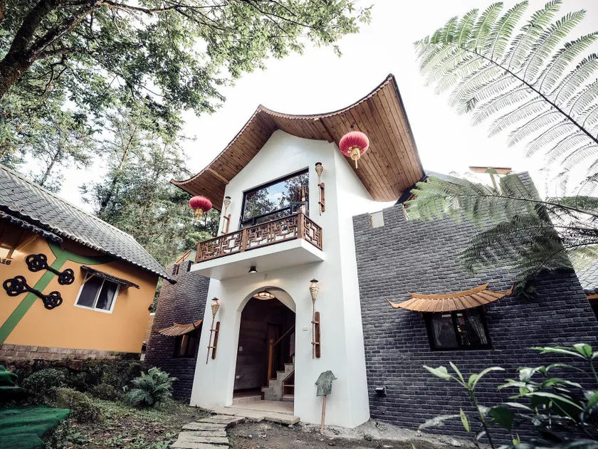 Tingtau Villa - Image 1