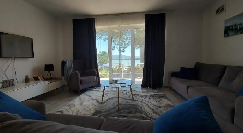 Fenix apartman Vinci - Image 1