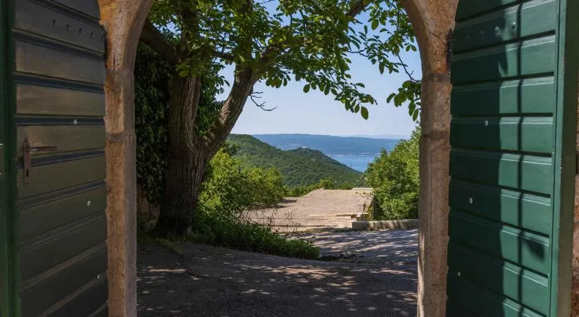 Holiday home in Grizane 43088 - Image 1