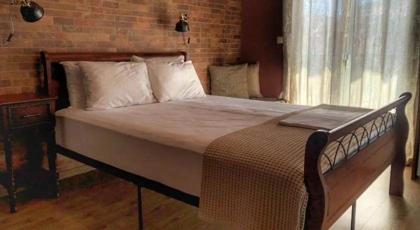 Guesthouse Monopati - Ξενώνας Μονοπάτι - Image 1