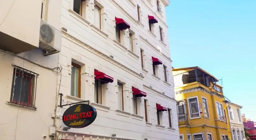 Trass Hotel - Image 1