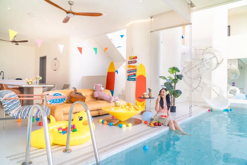 Bear Villa · Pool · Slide · KTV · Near Thepprasit - Image 1