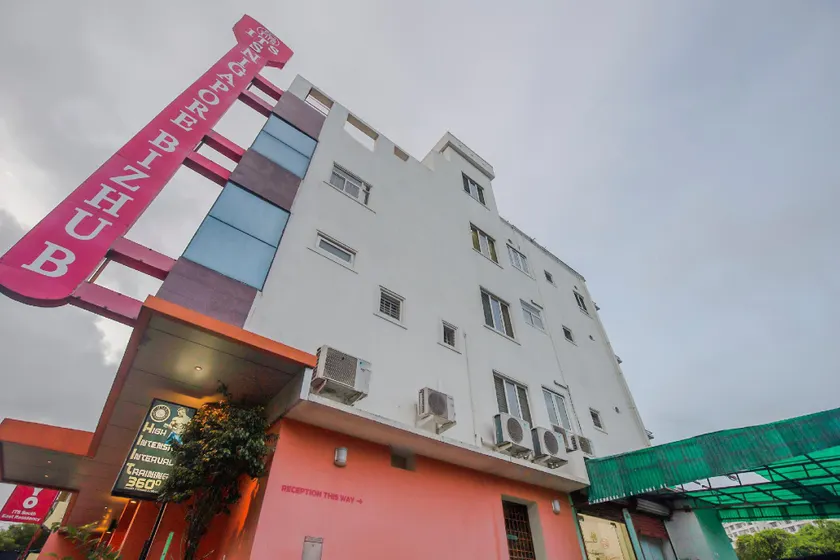 Hotel O Kelambakkam - Image 1