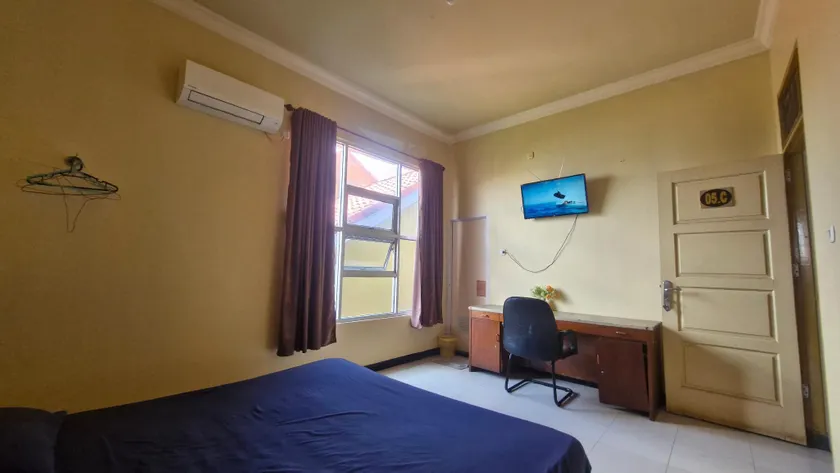 Rian Kost - Hotel Penginapan Murah Pusat Kota Palembang - Image 1