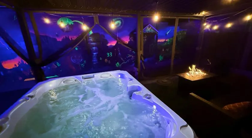 Neon Jungle Hideaway - Image 1