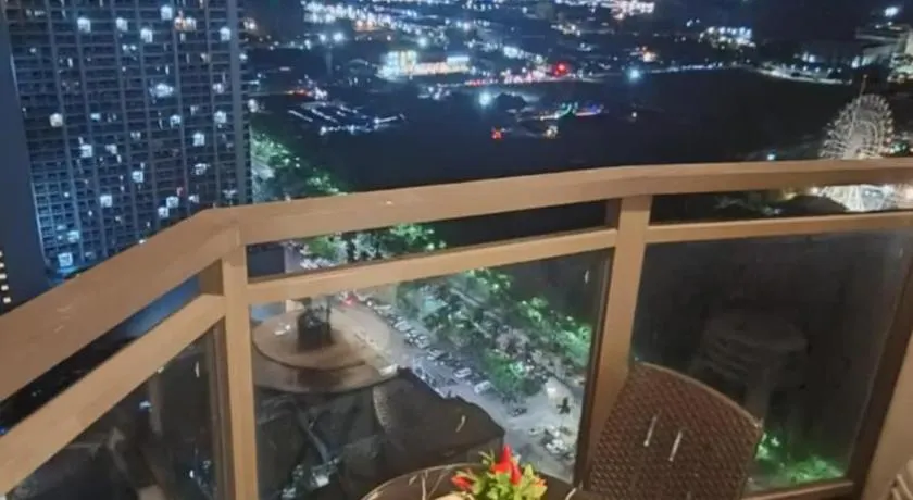 Manila Bay City Lights - Image 1