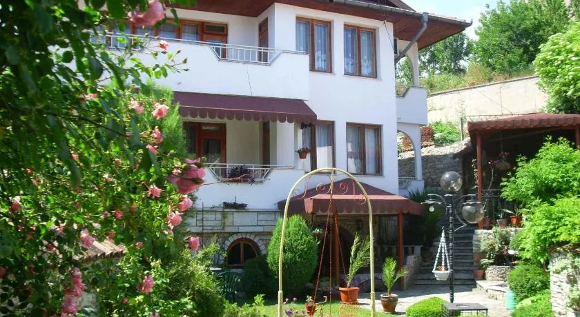 Стаи за гости "КАТИ" Guest rooms "KATI" - Image 1