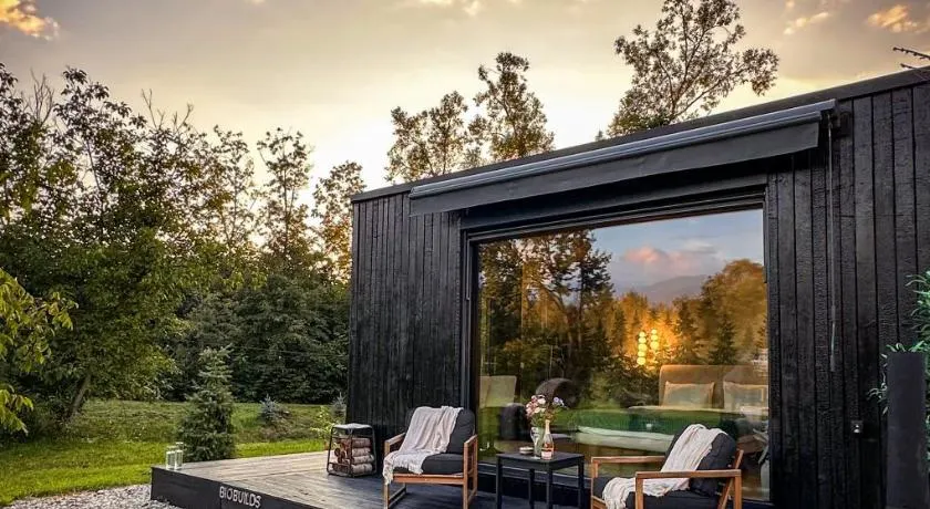 Forest Chalet - Image 1
