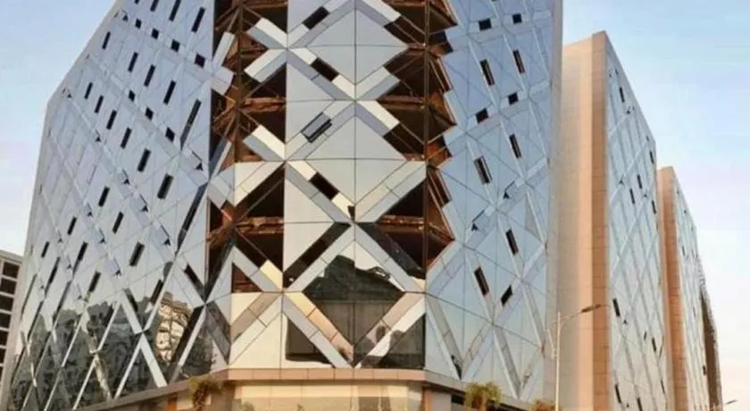 كمبوند وان قطامية - Image 1
