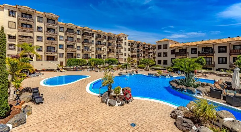 Apartment with beautiful ocean view - Image 1