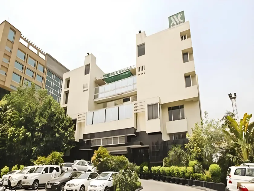 M.K.Hotel - Image 1