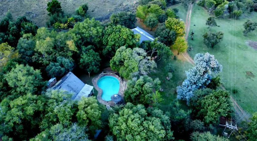 Relaxing Mountain Cottages w hikes, boma, pool - Image 1