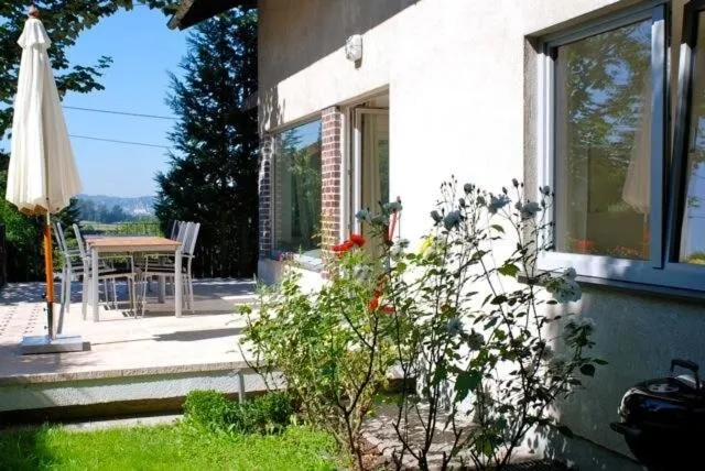 Apartment Sternentor - Image 1