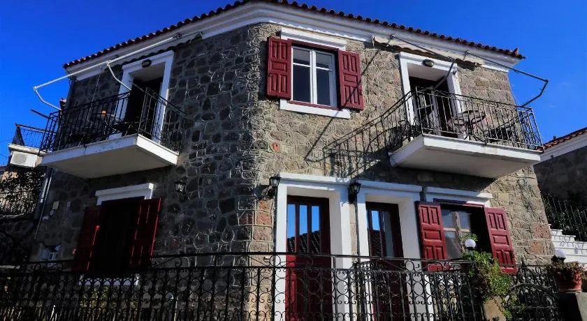 Nianthi Apartments - Image 1