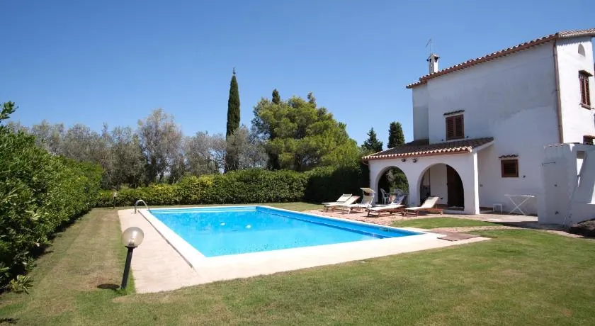 Villa Pepa S'abuleu, villa individuelle avec jardin et piscine. - Image 1