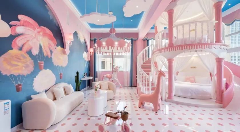 Ocean Code Fantasy Castle Beautiful Homestay - Image 1