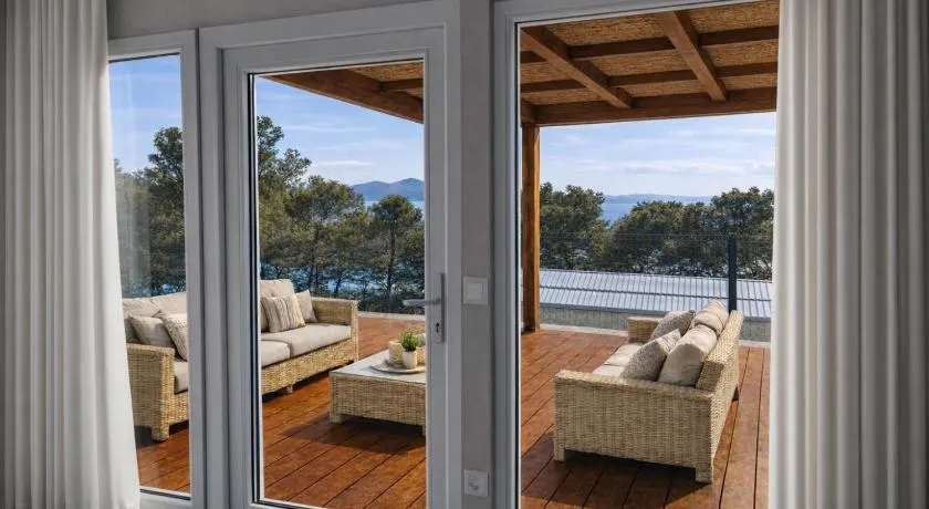 Sea view Mobile Homes Lumea & Aura - Image 1