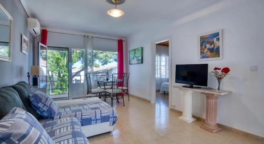 CONFORT: Bel appartement à l'Escala avec grande terrasse et climatisation - Image 1