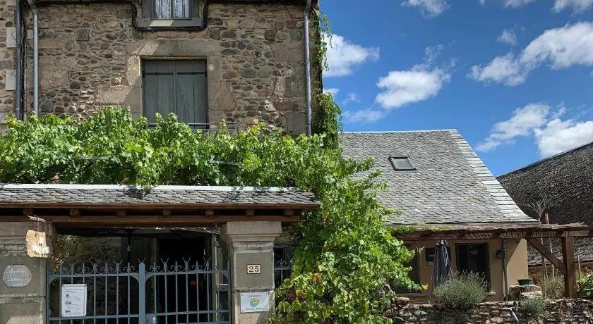 Au Pont d’Olt - Image 1