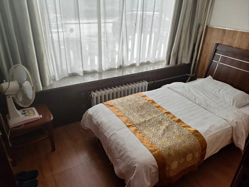 Xiujuan Express Hotel (Yutian County Station Branch) - Image 1