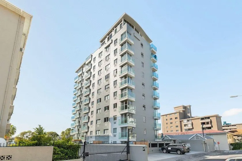 Point Break Luxury Apartments - Image 1