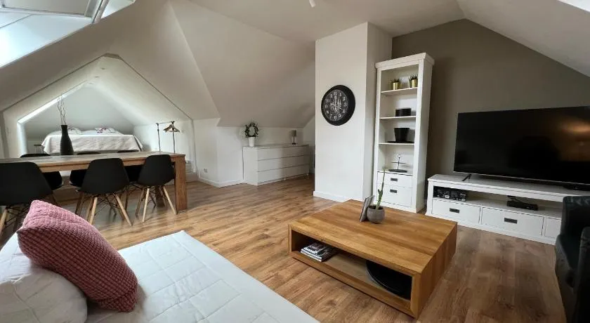 Maison Isa - Image 1