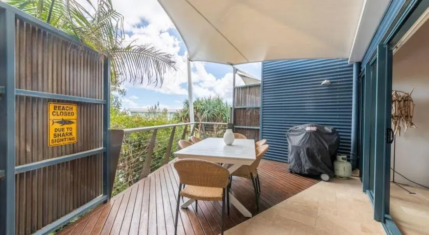Saltwater 5 - sleeps 8 - close to Main Beach - Image 1