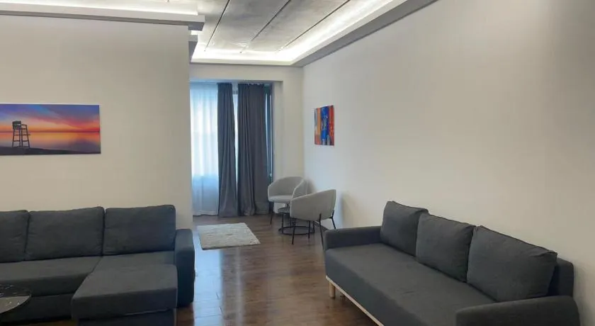 Boutique Diamond Apartments - Image 1