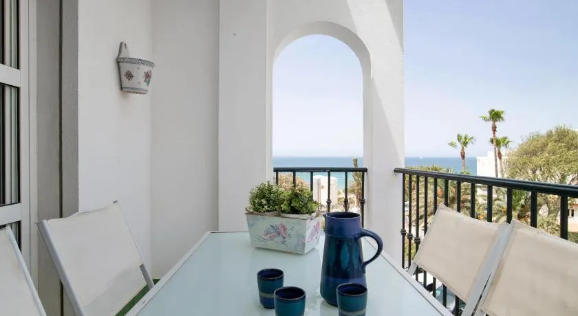 Apartment 'Vistas a la Fontanilla Solo Familia' mit privater Terrasse, WLAN und Klimaanlage - Image 1