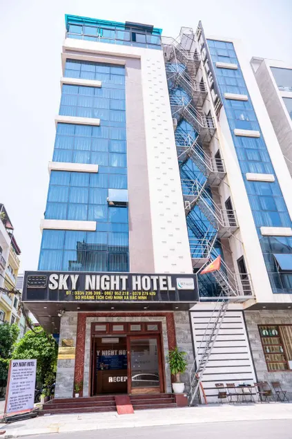 Sky Night Hotel - Image 1