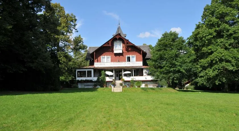 Jagdschloss Fahrenbühl Hotel Garni - Image 1
