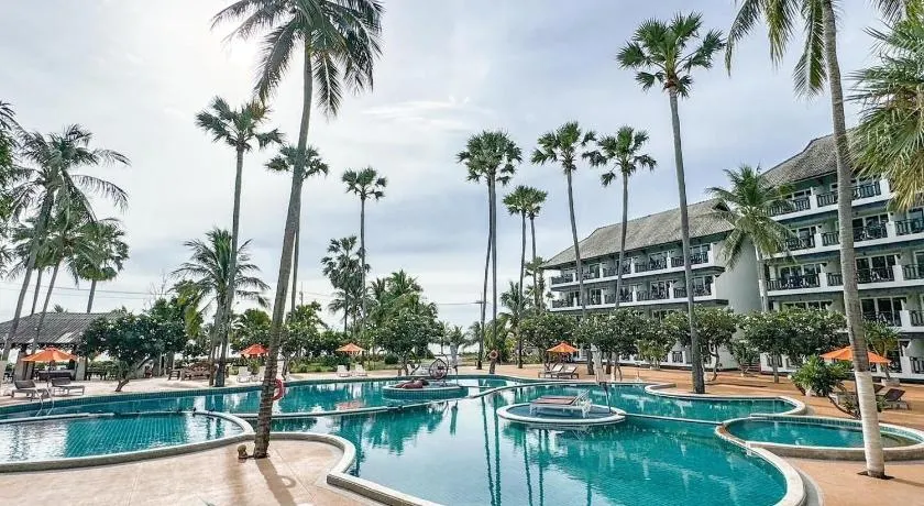 Pattawia Resort & Spa, Pranburi - Image 1