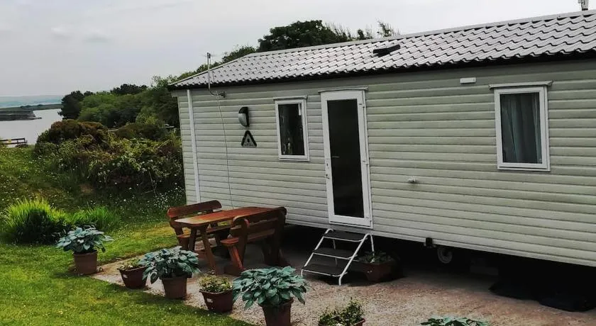 Sea breeze, modern, cosy holiday home - Image 1