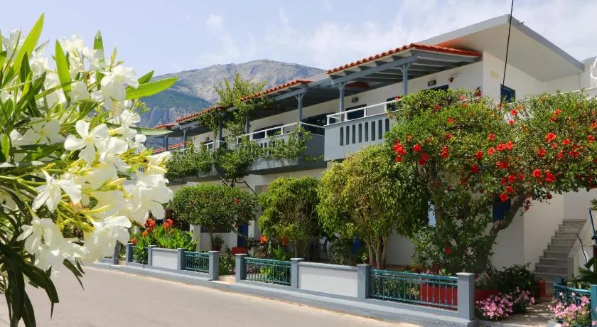 Angela Beach Apartments - Image 1