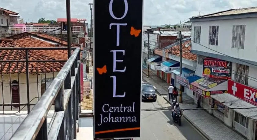 Hotel Central Johanna - Image 1