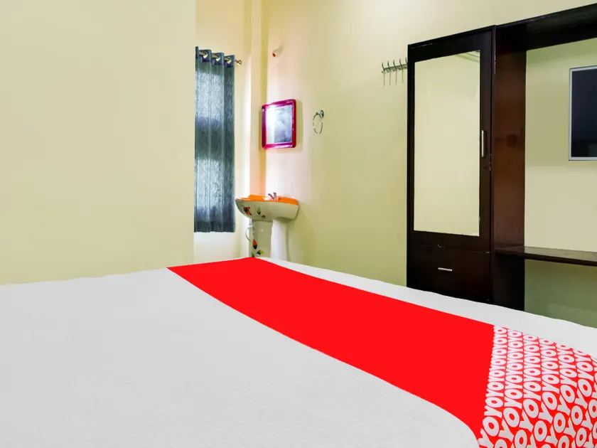 Hotel O Vishnu Lodge - Image 1