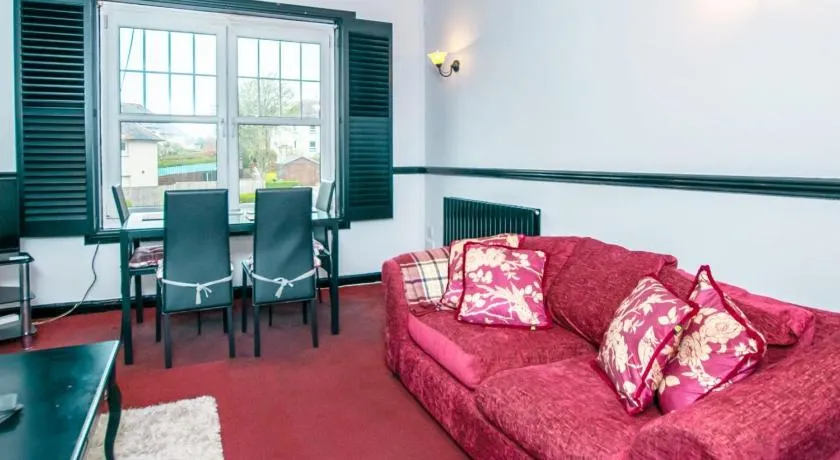 Cosy & Central 2BD Apartment Milngavie, Glasgow - Image 1
