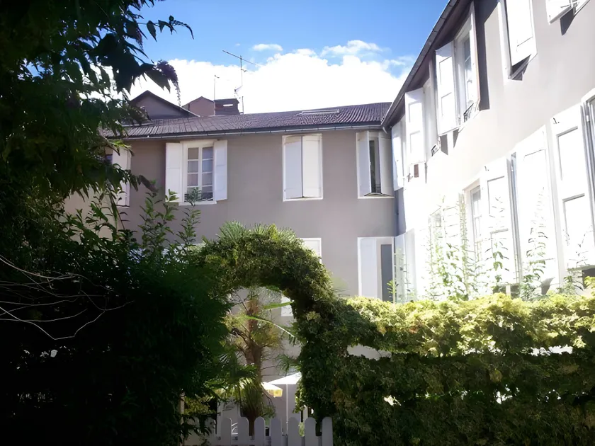 Hôtel Confort 09 ou HC-09 - Image 1