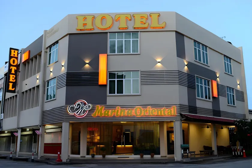 Marina Oriental Hotel - Image 1