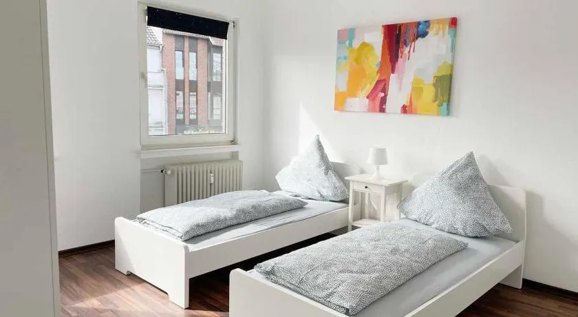 Apartment with 3 rooms in Hürth - Image 1