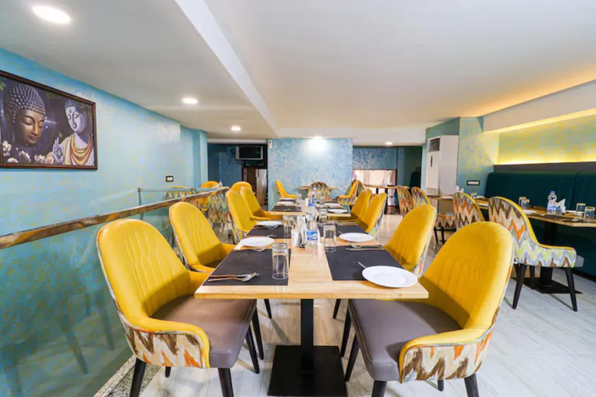 Hotel City Crown - MI Road Jaipur City Center - Image 1