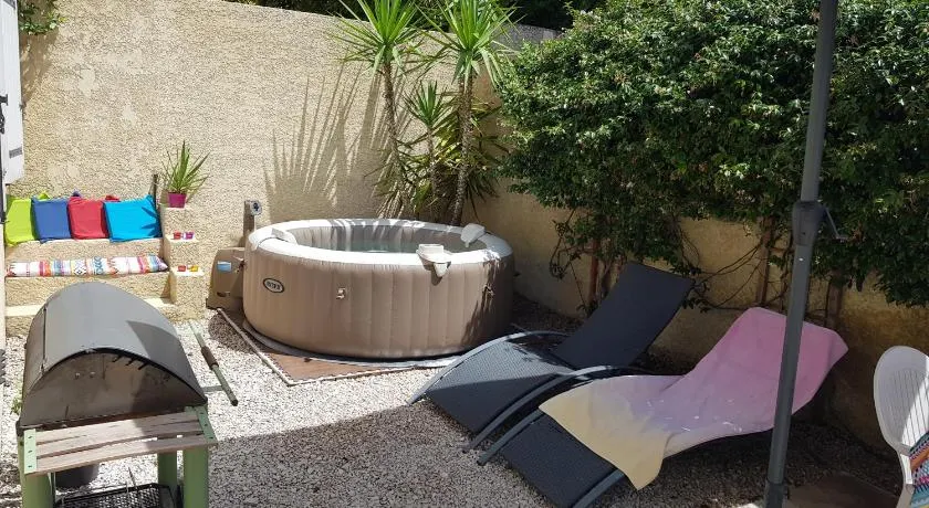 Petite maison au calme garrigue et mer Montpellier - Image 1