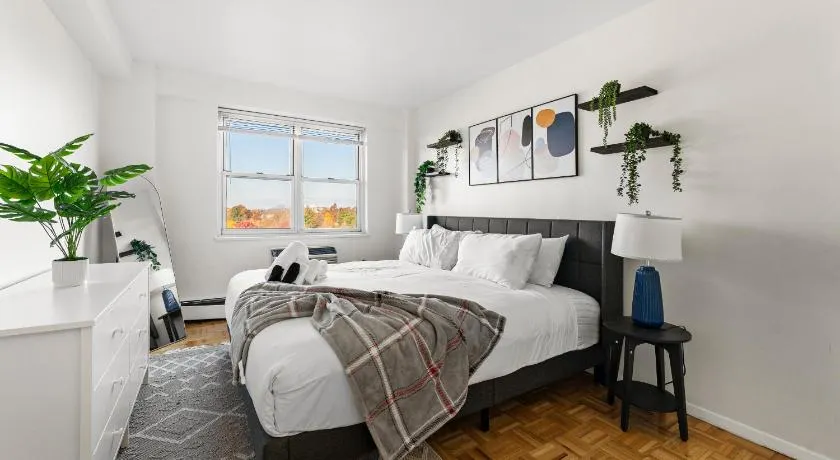 Furnished Apartment - Image 1