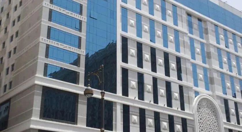 Nozol Royal Hotel - Image 1