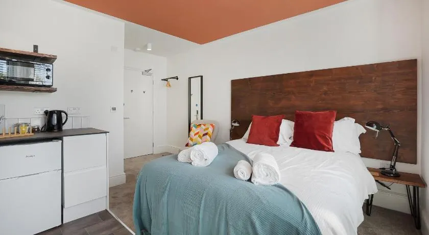 Stylish Eco Aparthotel in Folkestone - Image 1