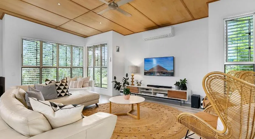 9 Nairana Rest Noosa Heads - Image 1