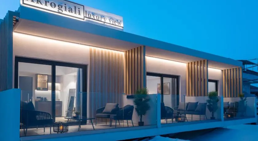 Akrogiali Luxury View - Image 1