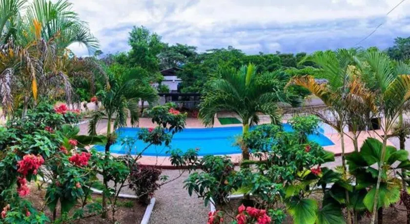 PARADISE LODGE - Image 1
